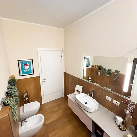 Italia Apartment *